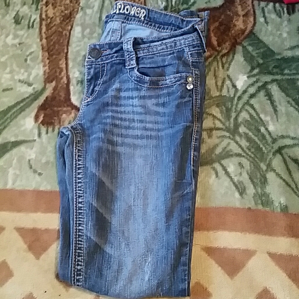 Wallflower jeans